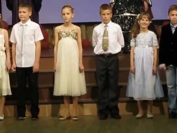 торжественный выход мальчиков на 8 марта музыка