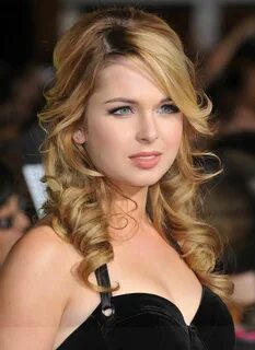 Kirsten Prout Kirsten prout, Celebrity hairstyles, Blonde bo