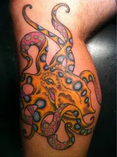 Blue Ring Octopus Underwater Half Sleeve Tattoos Photo - 2 2