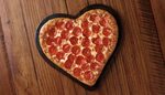 Пицца сердце. пицца в виде сердца ко дню валентина