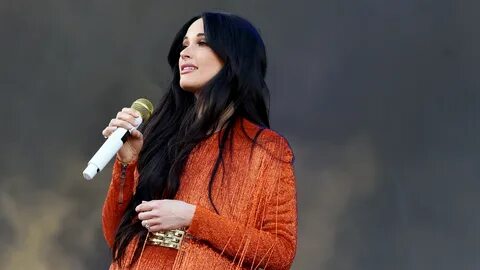 Watch Kacey Musgraves Cover Coldplay’s "Fix You" in Chipotle