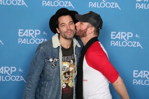 Tim Rozon в Твиттере: "❤ is ❤. @Earpapalooza https://t.co/Pe