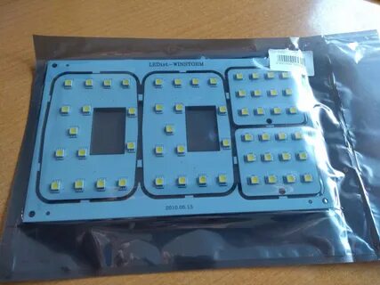 Разорился таки на светодиодную подсветку салона. 