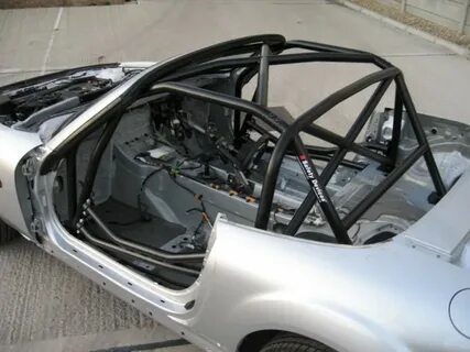 Mazda MX5 Mk3 (NC) 6 Point Bolt-in Roll Cage Safety Devices 