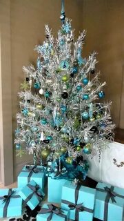 Mesmerizing Blue Christmas Tree Decorations - 365greetings.c