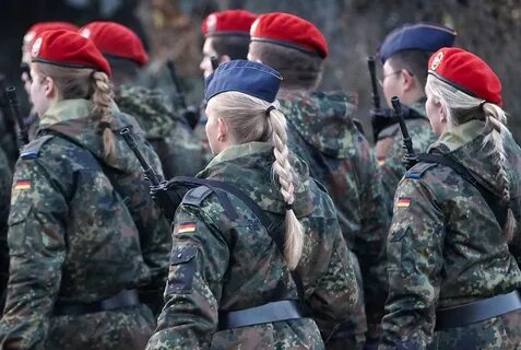 Bild zu: Bundeswehr-Soldat soll zwei Soldatinnen missbraucht