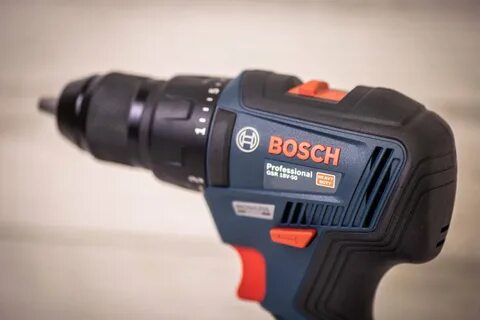 Шуруповерт аккумуляторный Bosch GSB 18V-50 ударный, 18 В за 