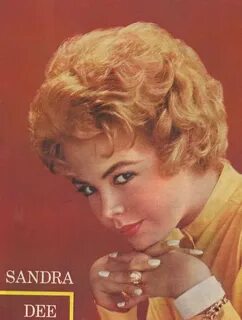 The Legendary Sandra Dee :Sandra Cooks!