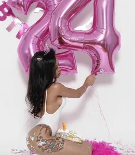 ✨ Happy 24th old lady!❤ 21st birthday photoshoot, Birthday p