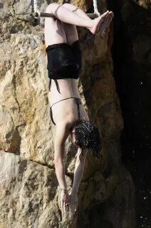 Michelle Rodriguez Candid Bikini Butt Exposed HD wallpapers 