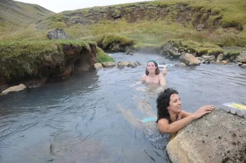 Iceland skinny dipping 💖 Skinny