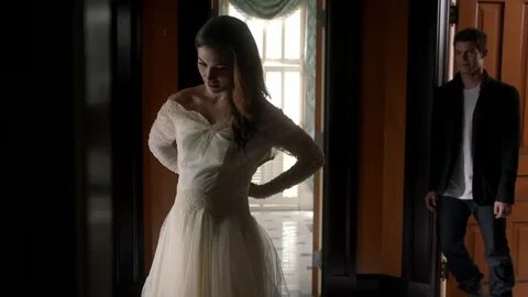 1x10 - The Casket Girls - theoriginals s01e10 0014 - Phoebe 