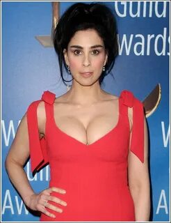 Popoholic " Blog Archive " Sarah Silverman Busting Out Her G