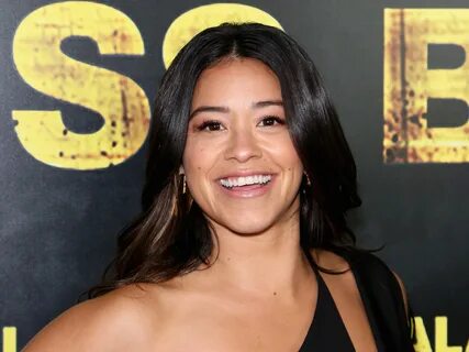 Gina Rodriguez, Who Is 'Deathly Allergic' to Blueberries, Ac