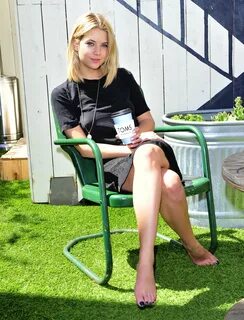 ashley benson legs - Google Search Ashley benson, Pretty lit