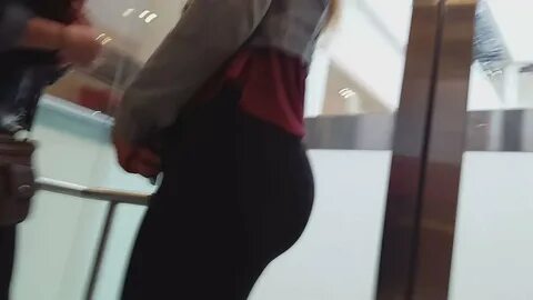 Elevator ride with incredible teen girl - Voyeurs HD