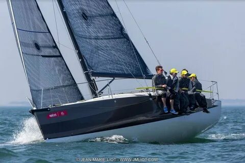 J Composites will exhibit the J/99 N ° 40 on the Nautic 2019