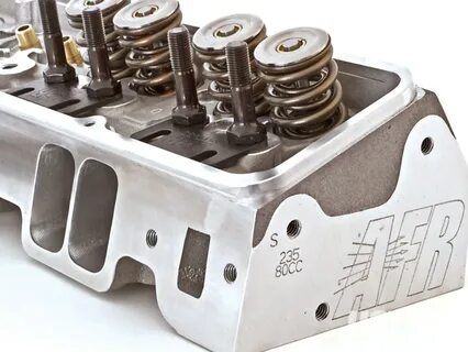 7 Best Aluminum Heads For Small Block Chevy 2022 (Reviews)