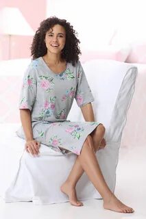 Parisa Fitz Henley Feet