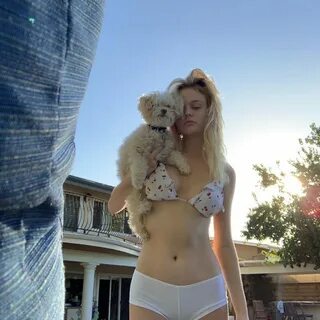 60 Sexy and Hot Emily Alyn Lind Pictures - Bikini, Ass, Boob