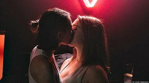 How Some Lesbian Bars Are Surviving (and Thriving) in 2019
