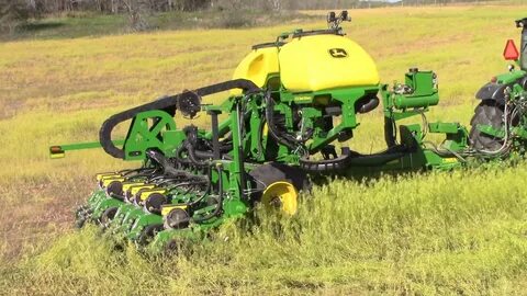 New 2016 John Deere DB20 Corn Planter - YouTube
