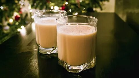 What to Mix with Eggnog: A Simple Guide to Getting it Right 