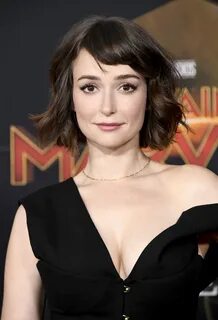 2. Milana Vayntrub. 