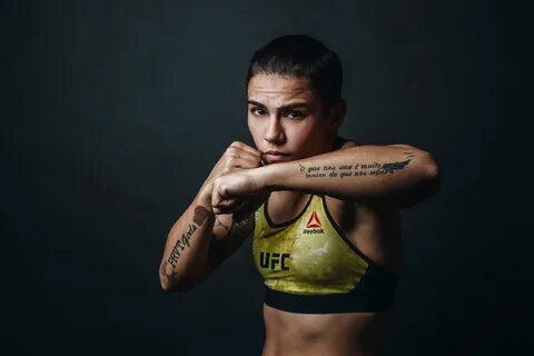 Джессика Андраде: биография, интересные факты, карьера в UFC