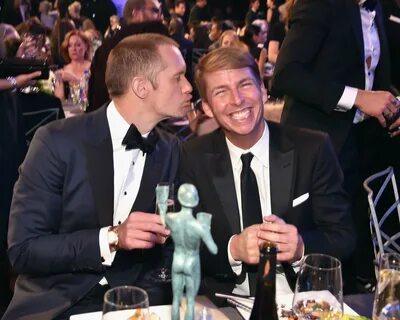 Alexander Skarsgard Jack McBrayer 2018 SAG Awards Alexander 