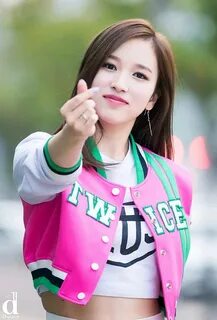 Pin by Lᴜᴄʏ on ꪻ ᭙ ꠸ ᥴ ꫀ Kpop girls, Mina, Twice