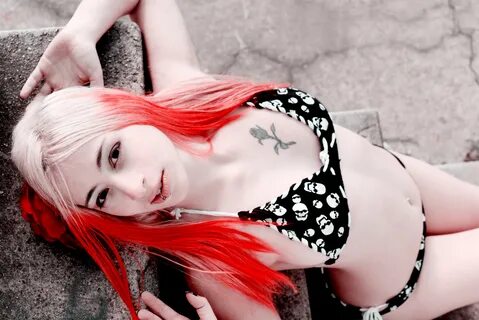 Lilith13 - iWantClips Official Blog - iWantBlog