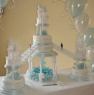 Castles wedding cake with fountain by Creative Cakes by Clar
