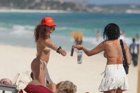 Ashley Moore Bikini - Nude Celebs