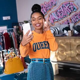 Luca&Zoey on Instagram: "Zoey 2x08 stills 💫 #grownish #zoeyj