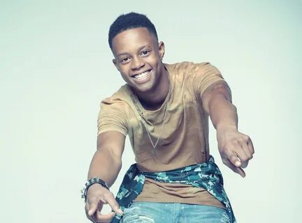 With over a billion views, rapper Silento held in an airport