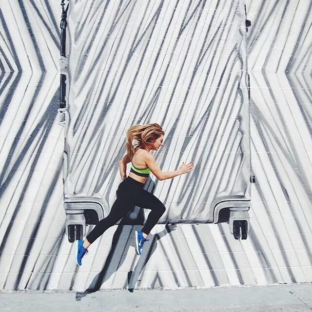 Samantha Peszek(@samanthapeszek)在 Instagram 發 佈 了 貼 文." Just keep runn...