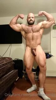 OnlyFans - Justin Metrando - Massive muscle bear bodybuilder