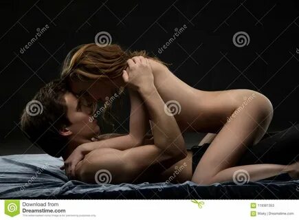 Pictures of couples having intercourse