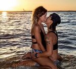 Pin by Ashley Wright on Couples posing 3 Lesbian romance, Le