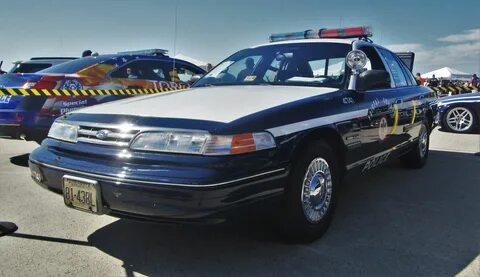 Fairfax County Police Department 1993 Ford Crown Victoria Po