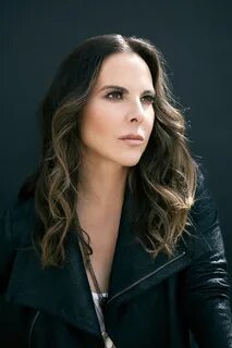 Such a strong independent woman! Kate del Castillo Kate del 