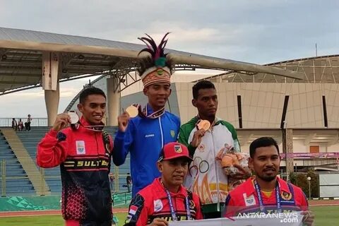 PON: Long-distance 'king' Agus Prayogo wins 10,000m gold - A
