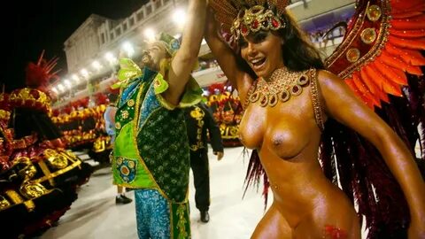 Голые девушки на карнавале - 76 порно фото