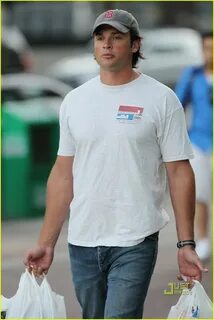 Tom Welling: Grocery Shopping for Superman: Photo 2466069 To