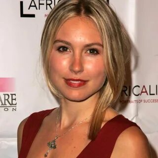Who is Sarah Carter? More her age height interview married &