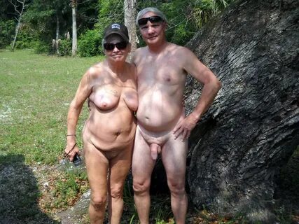 Matures ja grannies hairy nudist edition - Porno valokuva -a