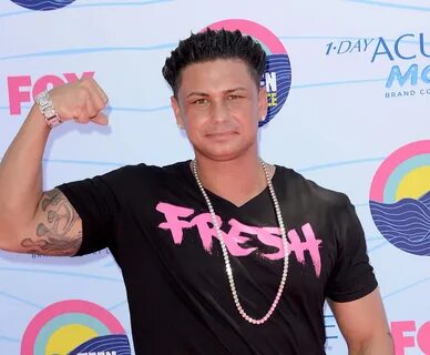 Pauly D Posted A Picture Without Hair Gel And He's Really Ho