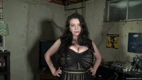 Lovely Lilith Best Friend Spoils Resolution Porn