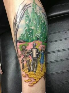 Awesome Tattoos Oz tattoo, Wizard of oz tattoos, Sleeve tatt